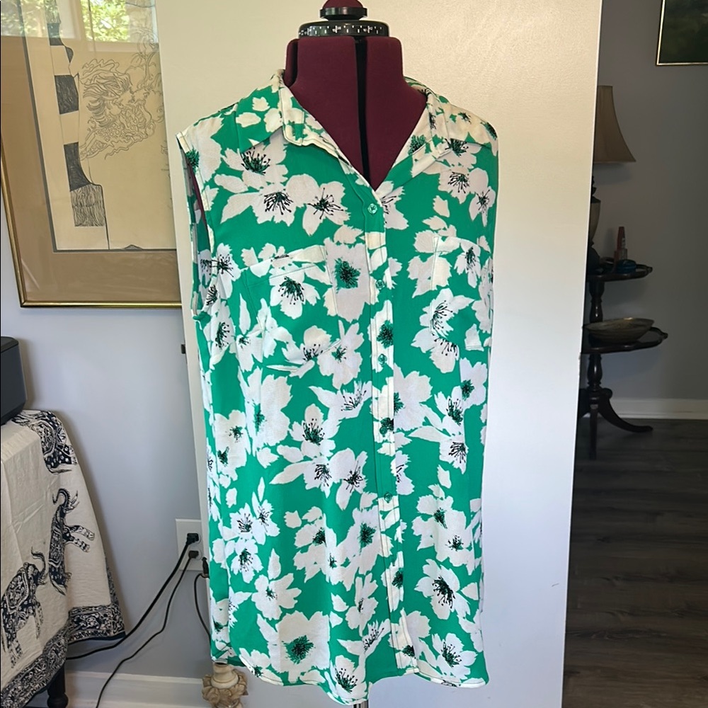 Merona Emerald and Ivory Floral Sleeveless Blouse